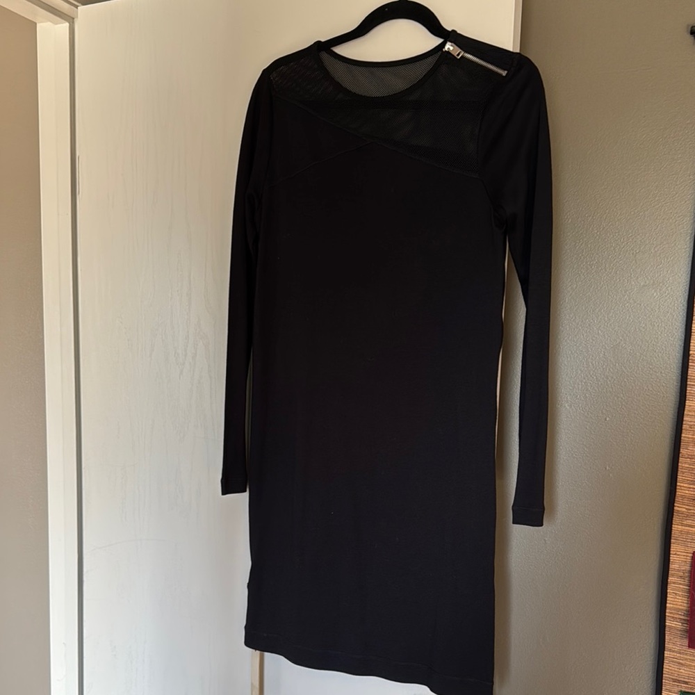 Elegant Black Long Sleeve Dress